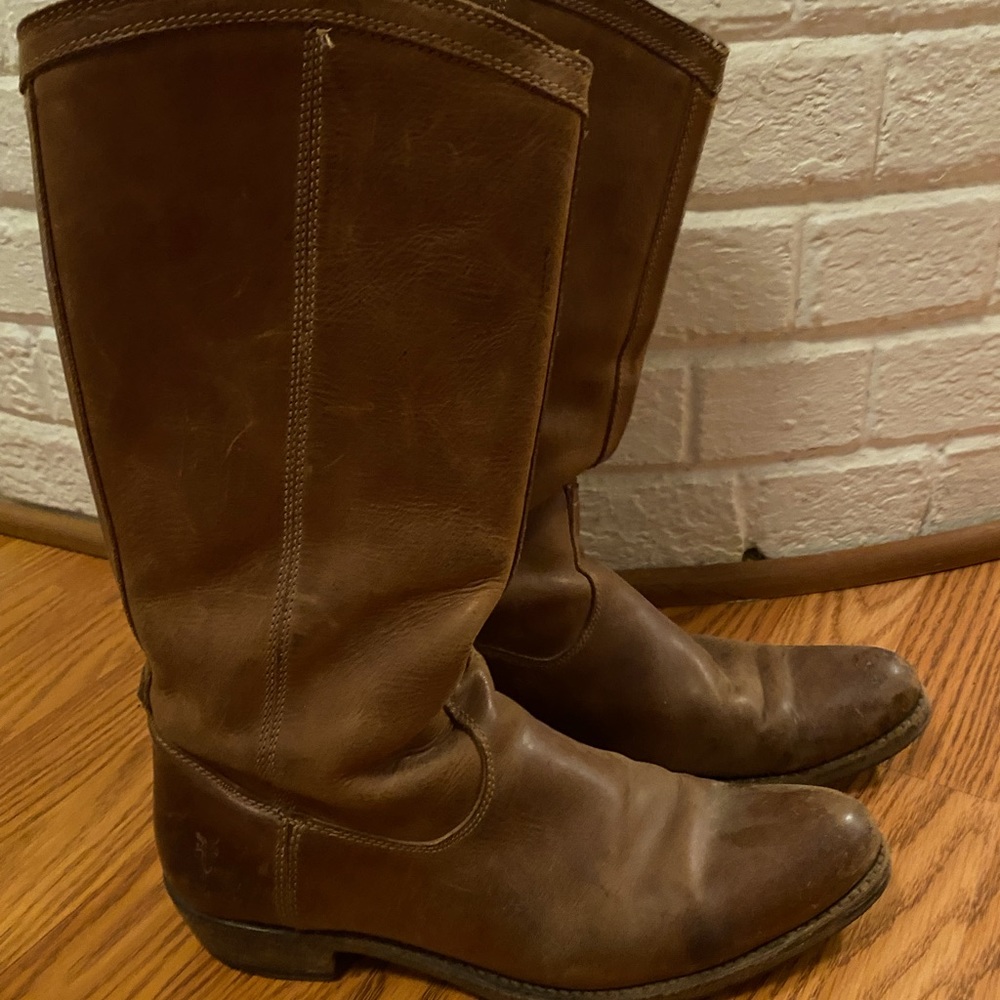 Frye Size 9 Pull On Cowboy Boots
